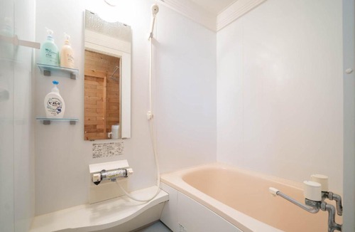 Niki Apartment | c-flat