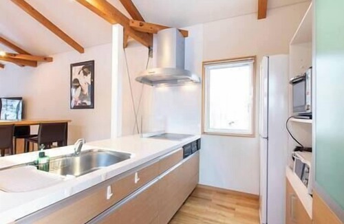 Hirafu Ski Chalet | Casi67 East | 2BR Hirafu Chalet | Shared Jacuzzi & Yotei Views
