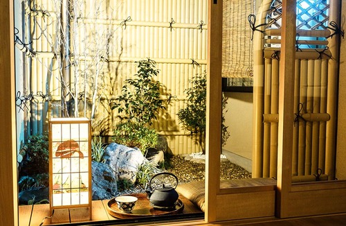 Higashiyama House | Chiyonoya facility, located by Shirakawa river, in the heart of tourisic places.