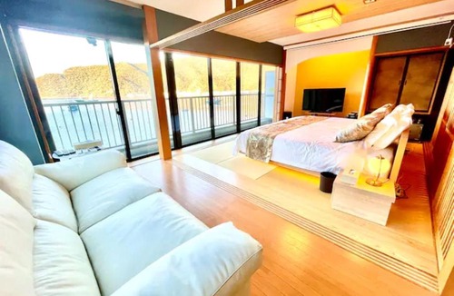Hedamura House | Club Deep Blue
