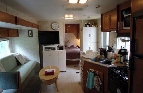 Annaka RV Rental | Coachman trailer house | For 3 people | Free d/Annaka City Gunma