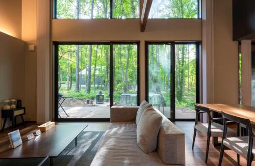 Tsumagoi House | COCO VILLA 北軽井沢 01 -ツリーハウス&Sauna