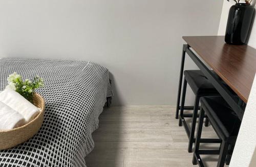 Minamiotsuka Apartment | Comma House Otsuka 101