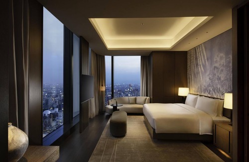 Sakae Hotel | Conrad Nagoya