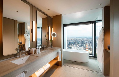 Sakae Hotel | Conrad Nagoya