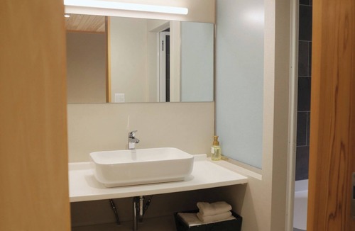 Izumisano Hotel | Deluxe Triple Room | For 3 people nonsmoking wi/Izumisano City Ōsaka