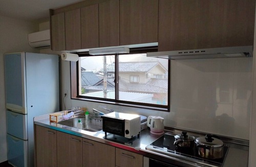 Katsuyama House | Dinosaur Guesthouse