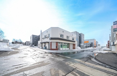 Shiroishi Apartment | E-US SAKAEDORI HOUSE