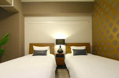 Minami Apartment | EG52 3 minutes walk from Nihonbashi Station !! One minute from Kuromon! 3LDK Kuromon / Namba / Shinsaibashi / Dotonbori 62㎡