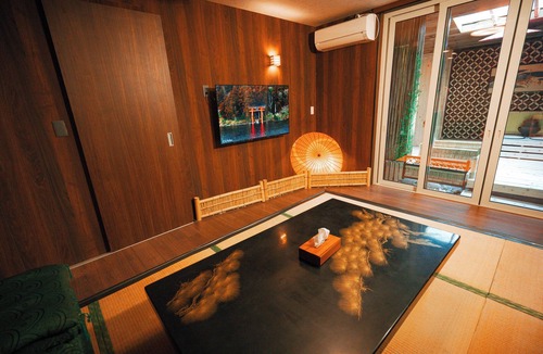 Kita Ward House | Exclusive Whole-House Ryokan in Sapporo | Features a Japanese Garden, Open-Air Bath, and Sauna/Accommodates up to 16 Guests: 10-minute walk from Subway 27-jo Station