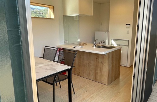 Fujikawaguchiko RV Rental | For 4 peopleWood deck BBQ planGlamping special/Minamitsuru District Yamanashi