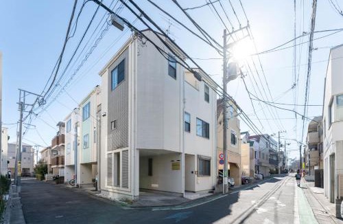 Koenjiminami Ski Chalet | Hotel Silent Bow