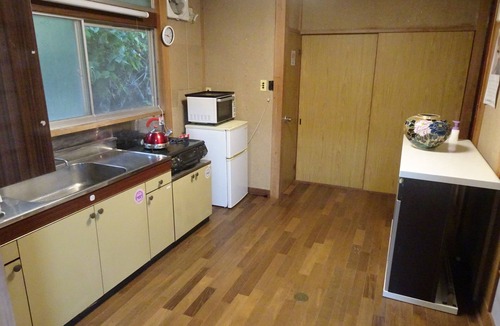 Ito Apartment | Ideal for travelers: Bedroom with kitchen, maximum of 3 people in the ministry.