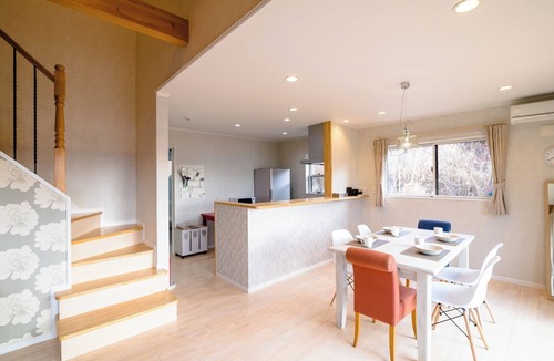 Azagawa House | Includes a barrel sauna an openair bath and a d/Minamitsurugun Yamanashi