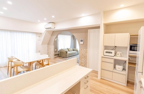 Chinatown Apartment | Now Available - Spacious House in Yokohama/Chinatown, Grand Yokohama Stay