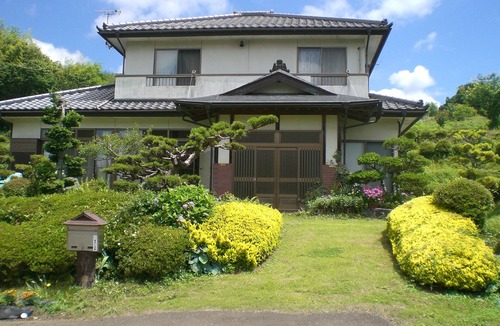 Nakagawa Apartment | Kakinouen