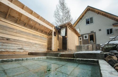 Ponto House | Kussharoko Artemina Gahaku