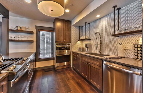 Deer Valley House | Luxe home with Modern Design, Chef