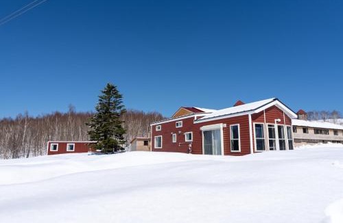 Akaigawa House | Margo's Garden Farmstay, Kiroro