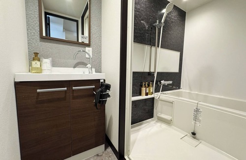 Matsumoto Hotel | No parking available Twin room with ensuite bathroomAbout 9 minutes walk from Matsumoto station/Matsumoto City Nagano