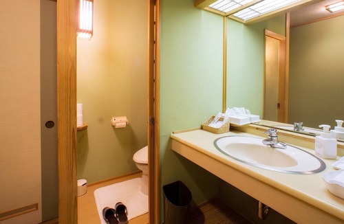 Yumoto-naka-yashiki Hotel | Osawaonsen Jisuibu
