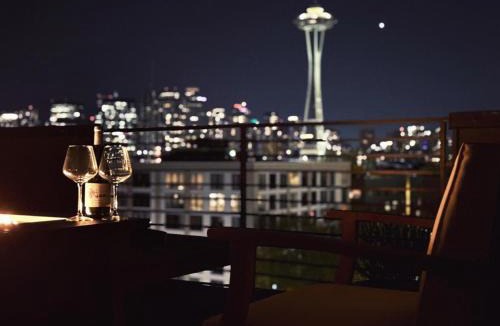 Lower Queen Anne House | Perch - Wanderlusts Hidden Gem