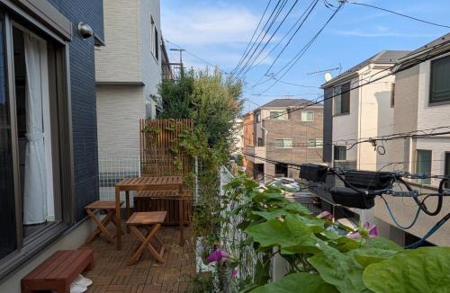 Kanagawa House | Private room with mini-kitchen, gym, patio