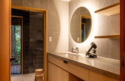 Hadano House | Quadruple room with private bathroom Ukifune | R/Hadano Kanagawa