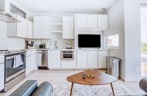 H Street Corridor Apartment | Remarkable H Street 2BR w/W/D, nr Restaurants, by Blueground