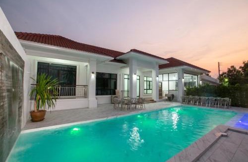 San Phranet Villa | Romdee 4 pool villa chiangmai
