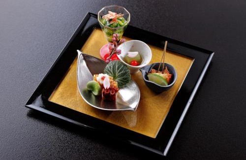 Kamogawa Hotel | Ryokusuitei