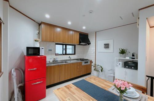 Minami Villa | Sanmai Kuromon ,Near Kuromon Market, Namba, Dotonbori, Shinsaibashi 10-minute walk House