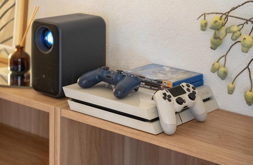 Chinatown Apartment | SHIKA HOME Yokohama Chinatown King Bed Projector PS4 Kitchen Washer