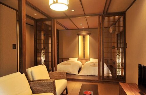 Takanosu Onsen Hotel | Shikinosato Kikuya