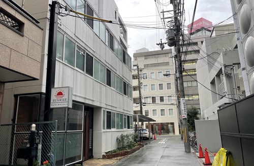 Shin-Osaka Apartment | Shin-Osaka 301: Just a 3-minute walk from JR Shin-Osaka Station! Accommodates up to 6 guests! Pets Welcome! Single Rooms with Excellent Access to Kyoto, Kobe, and Nara