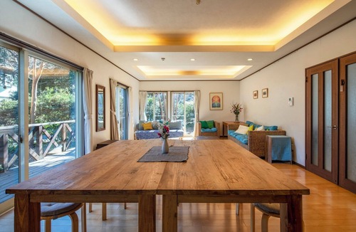 Futo House | Spacious house with garden and log cabin in Izu highlands, 2 hours from Tokyo.
