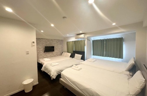 Morishita Apartment | Tokyo Sumo House 402