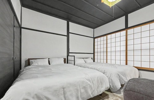 Hida Takayama Onsen Villa | Traditional housewalk to stationnear dining