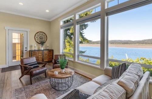 Waldport House | Waterfront home with amazing views & hot tub - public water access 1 mile away