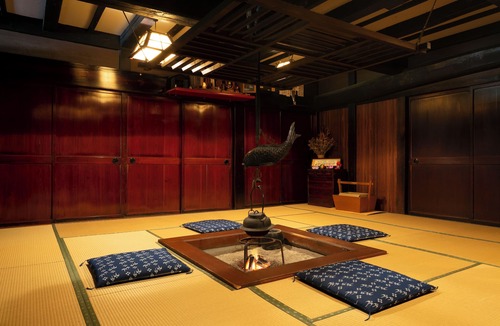 Hitoegane House | Yushou Fukujikan