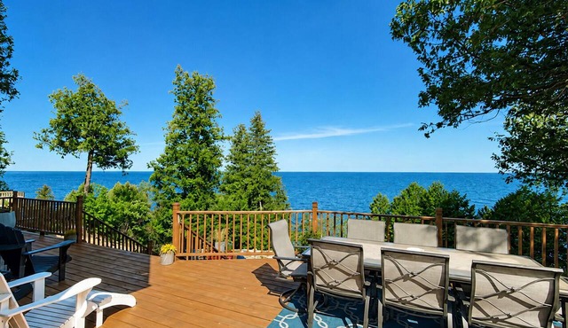 5BR Waterfront Retreat – Experience Door County’s Best Season, Fall! in Sturgeon Bay