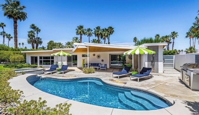 An Extra Hour of Sunshine, Southern California Desert in Rancho Mirage