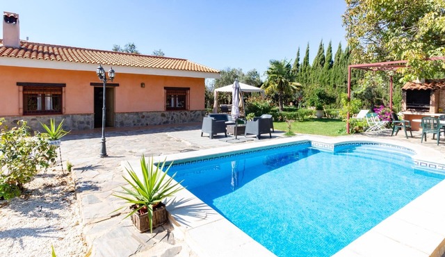 Andalusian rustic farmhouse with private pool in Nigüelas