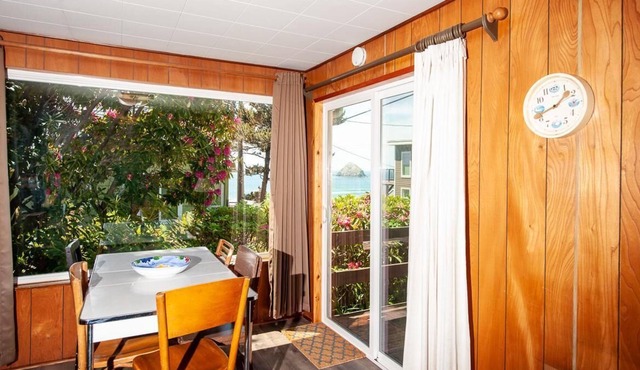 Aster Cabin in Tillamook