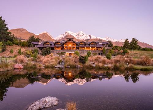 Blanket Bay in Glenorchy