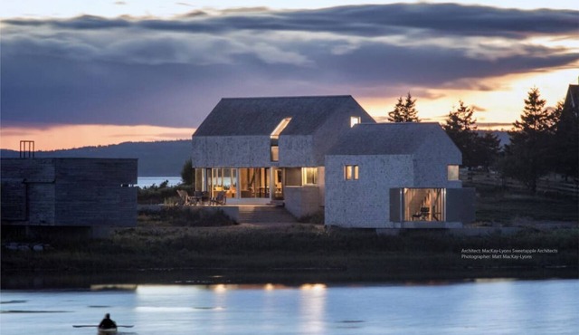 Breathtaking contemporary cottage in a south shore beach paradise in Riverport