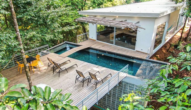 Casa Bromelia - Floating Jungle Retreat-pets allowed in Puntarenas
