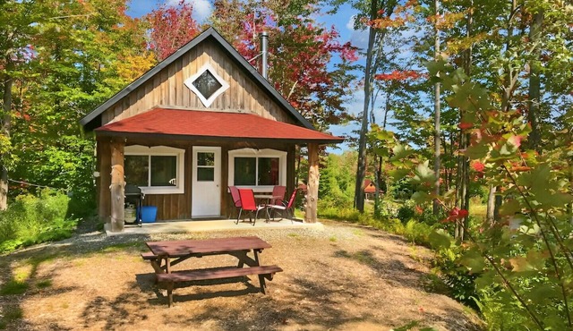 Chalet L'apache Paradis Sauvage GERONIMO in Saint-Étienne-de-Bolton