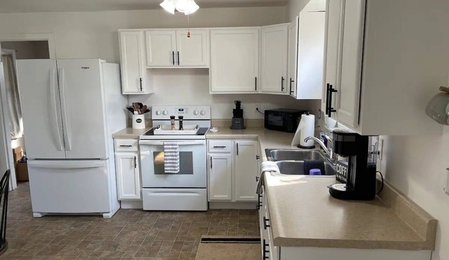 Charming Bungalow Nestled in the Heart of Amish Country! in Arthur