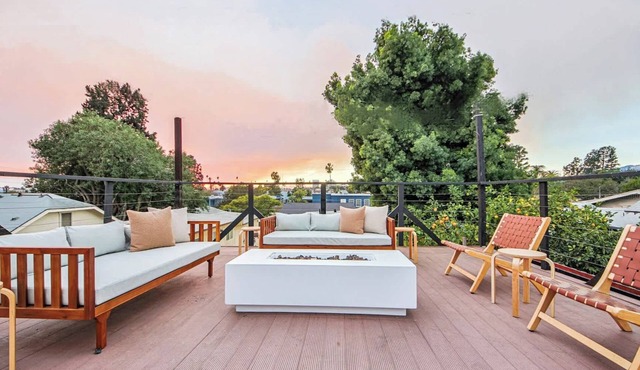 Charming duplex 6B3B In Los Feliz in Los Angeles